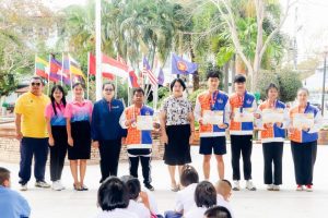 วันที่ 4 กุมภาพันธ์ 68 ดร.อรอินทร์ คลองมิ่ง ผู้อำนวยการโรงเรียน มอบรางวัลให้แก่นักกีฬาแบดมินตัน และเปตอง ที่ได้รับรางวัลรองชนะเลิศอันดับที่สาม ในการแข่งขันกีฬาคนพิการแห่งชาติ ครั้งที่ 39